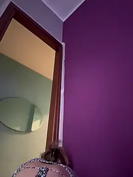 Snapshot of AnastasiaAniess chatting on March 1, 4:44 pm AnastasiaAniess online show from March 1, 4:44 pm