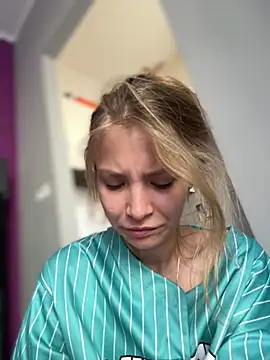 Snapshot of AnastasiaAniess chatting on March 14, 10:50 am AnastasiaAniess online show from March 14, 10:50 am