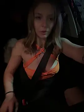 Snapshot of AnastasiaAniess chatting on March 22, 9:53 pm AnastasiaAniess online show from March 22, 9:53 pm