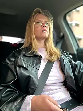 Snapshot of AnastasiaAniess chatting on October 2, 5:58 am AnastasiaAniess online show from October 2, 5:58 am