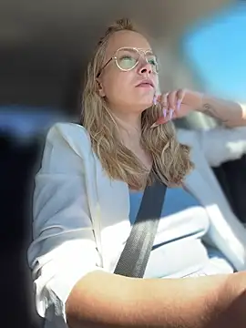 AnastasiaAniess online show from April 23, 11:31 am