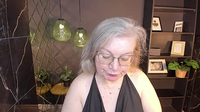 Snapshot of NataliMellow chatting on May 13, 1:19 pm NataliMellow online show from May 13, 1:19 pm