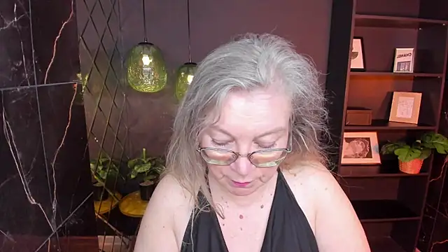 NataliMellow online show from June 2, 1:13 pm