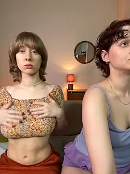 Jitoon Exe online show from November 2, 2:30 pm