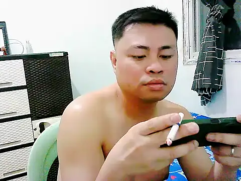 Snapshot of SirViceBoy2020 chatting on May 31, 2:02 pm SirViceBoy2020 online show from May 31, 2:02 pm