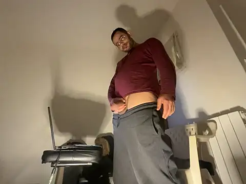 Enderson007 online show from February 1, 5:55 pm