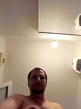 Snapshot of Miki20677 chatting on October 20, 6:52 pm Miki20677 online show from October 20, 6:52 pm