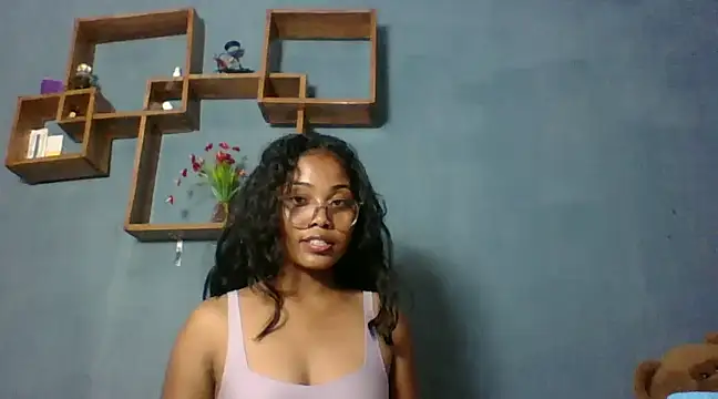 Snapshot of naya86 chatting on December 14, 9:29 am naya86 online show from December 14, 9:29 am