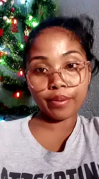 Snapshot of naya86 chatting on December 23, 9:05 am naya86 online show from December 23, 9:05 am