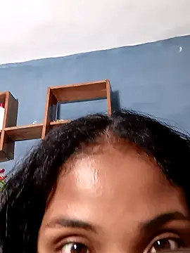 Snapshot of naya86 chatting on February 15, 12:43 pm naya86 online show from February 15, 12:43 pm