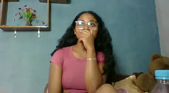 Snapshot of naya86 chatting on February 21, 8:18 am naya86 online show from February 21, 8:18 am