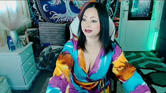 Snapshot of indica_me chatting on September 20, 5:30 am indica me online show from September 20, 5:30 am