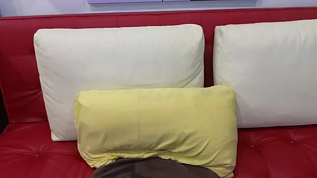 MatureOfKind online show from February 7, 12:28 pm