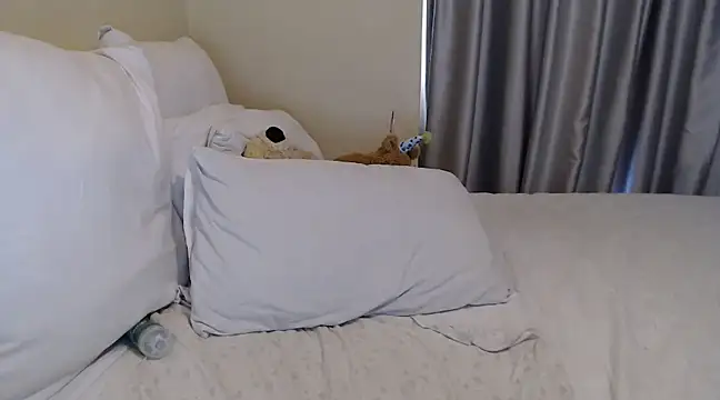 Stonefruit76 online show from February 19, 1:50 pm