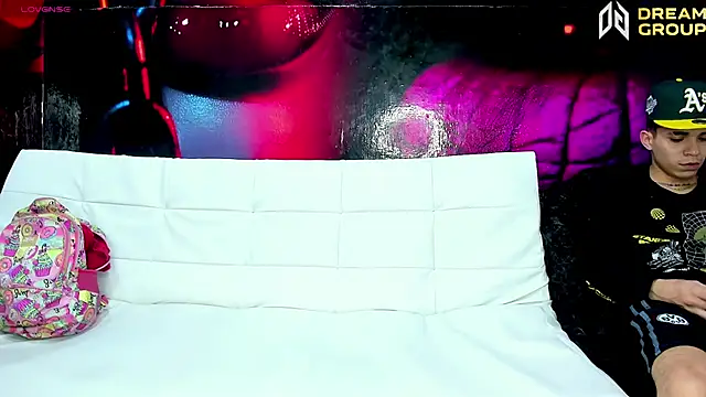 AmazingPartys online show from April 17, 7:39 pm