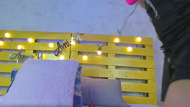 cristinapuerta  online show from September 29, 10:53 am