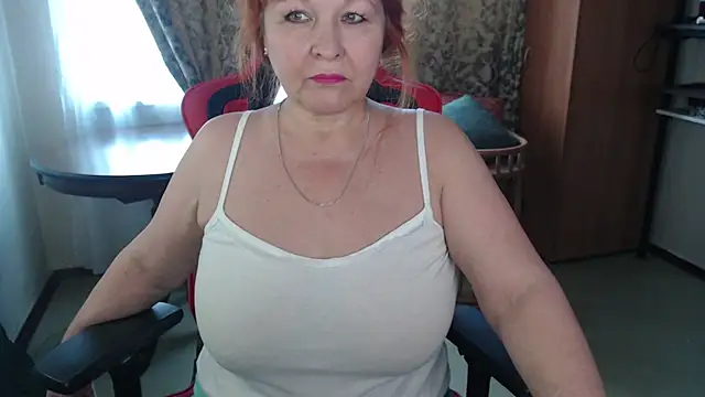 KellyNory online show from April 14, 10:21 am