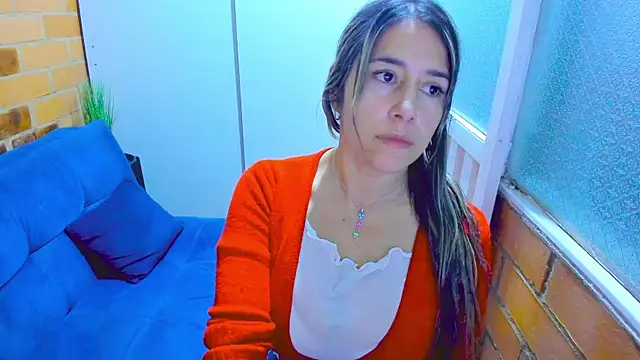 Snapshot of Penelope47 chatting on December 11, 10:27 pm Penelope47 online show from December 11, 10:27 pm