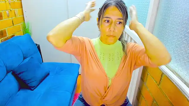 Snapshot of Penelope47 chatting on December 16, 7:54 pm Penelope47 online show from December 16, 7:54 pm