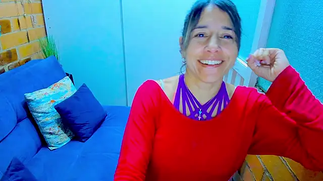 Snapshot of Penelope47 chatting on January 16, 9:51 pm Penelope47 online show from January 16, 9:51 pm