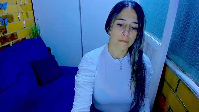 Snapshot of Penelope47 chatting on February 12, 2:03 am Penelope47 online show from February 12, 2:03 am