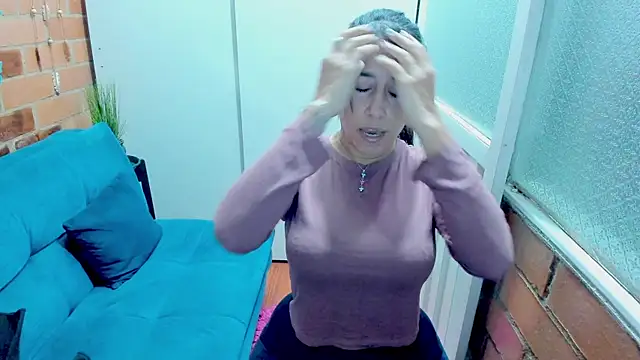 Snapshot of Penelope47 chatting on February 13, 7:31 pm Penelope47 online show from February 13, 7:31 pm