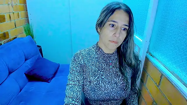 Snapshot of Penelope47 chatting on February 15, 7:39 pm Penelope47 online show from February 15, 7:39 pm