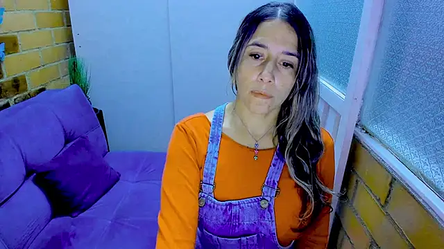 Snapshot of Penelope47 chatting on March 4, 7:01 pm Penelope47 online show from March 4, 7:01 pm