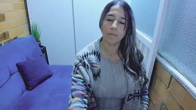 Snapshot of Penelope47 chatting on March 6, 10:04 pm Penelope47 online show from March 6, 10:04 pm