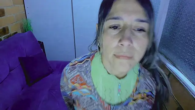 Snapshot of Penelope47 chatting on March 13, 11:59 pm Penelope47 online show from March 13, 11:59 pm