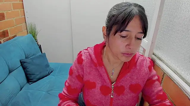 Snapshot of Penelope47 chatting on October 4, 7:23 pm Penelope47 online show from October 4, 7:23 pm