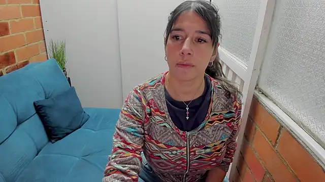 Snapshot of Penelope47 chatting on October 10, 7:35 pm Penelope47 online show from October 10, 7:35 pm