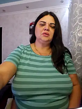 Snapshot of littleRikka chatting on September 28, 8:25 pm littleRikka online show from September 28, 8:25 pm