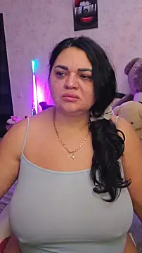 littleRikka online show from February 18, 3:30 pm