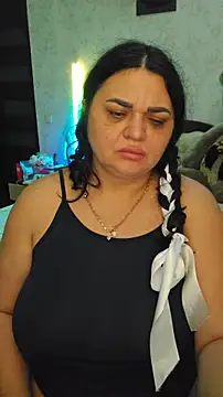 littleRikka online show from April 20, 7:59 pm