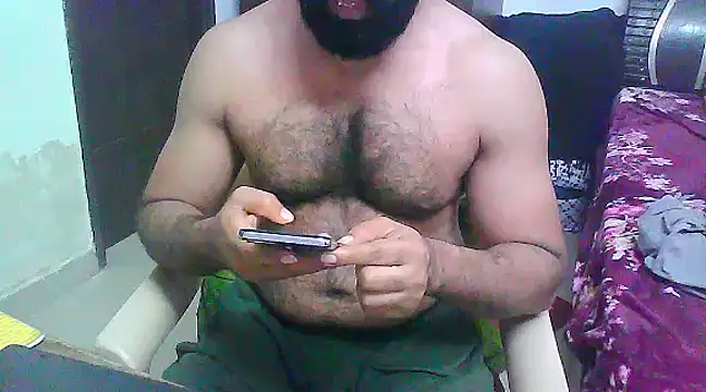 Snapshot of Vbestshow chatting on March 3, 11:44 am Vbestshow online show from March 3, 11:44 am