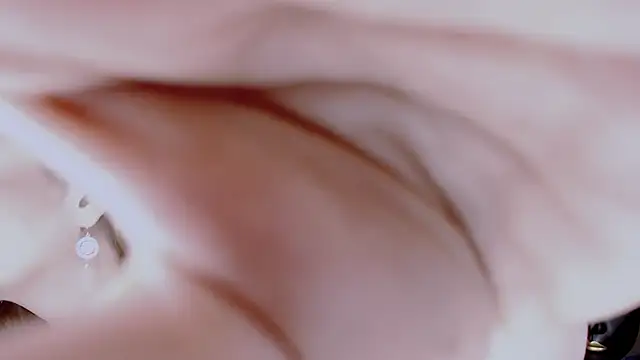 Snapshot of Eleonores chatting on November 28, 5:21 am Eleonores online show from November 28, 5:21 am