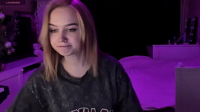 Snapshot of MaryDreaminess chatting on January 25, 9:25 pm MaryDreaminess online show from January 25, 9:25 pm