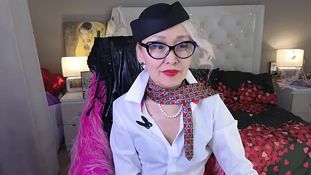 RoxalanaStar online show from March 22, 8:23 pm