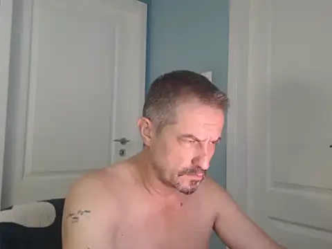 Snapshot of MisterFaithRO chatting on July 27, 8:27 pm MisterFaithRO online show from July 27, 8:27 pm