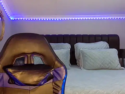 BOOTYBANGER24xx online show from October 21, 3:18 am