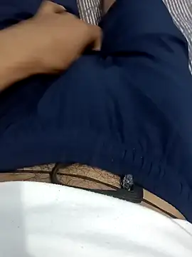 Snapshot of Babyucum4me chatting on February 7, 1:32 pm Babyucum4me online show from February 7, 1:32 pm