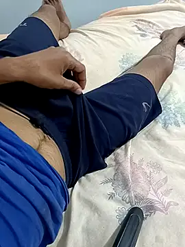 Snapshot of Babyucum4me chatting on October 6, 7:44 pm Babyucum4me online show from October 6, 7:44 pm