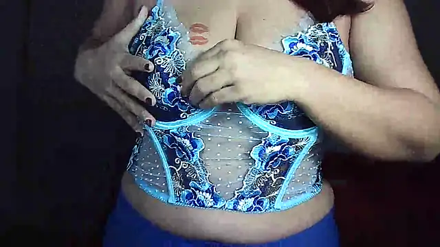 Snapshot of HotSpicyGujju chatting on January 30, 6:46 am HotSpicyGujju online show from January 30, 6:46 am