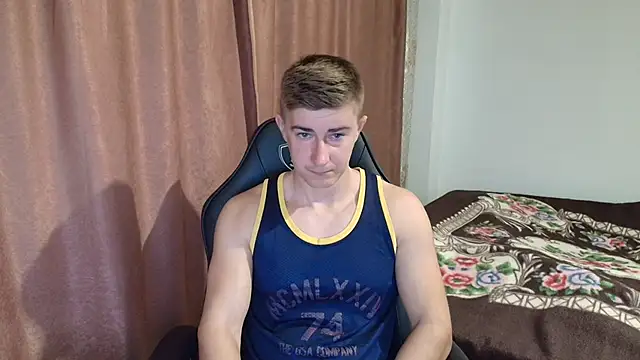 Snapshot of Todhorny9873 chatting on December 3, 5:42 am Todhorny9873 online show from December 3, 5:42 am