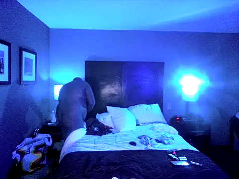 Snapshot of blaccowboy88 chatting on December 17, 9:07 am blaccowboy88 online show from December 17, 9:07 am