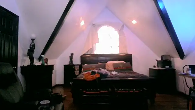 Snapshot of blaccowboy88 chatting on January 11, 2:25 pm blaccowboy88 online show from January 11, 2:25 pm