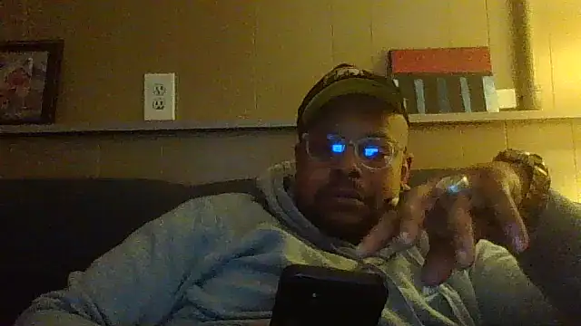 Snapshot of blaccowboy88 chatting on February 17, 11:00 pm blaccowboy88 online show from February 17, 11:00 pm