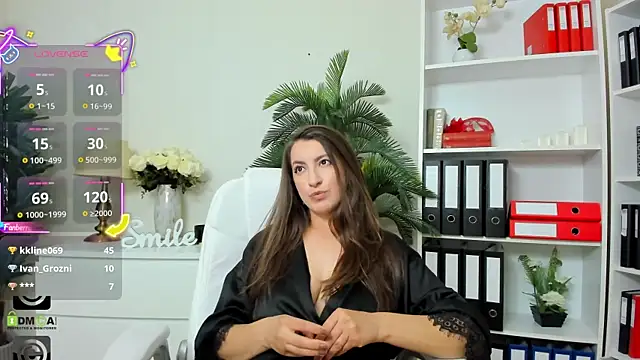Snapshot of amayawest chatting on July 7, 6:47 am amayawest online show from July 7, 6:47 am