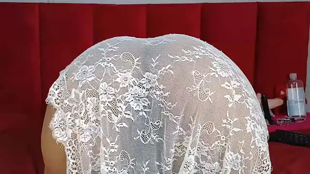 Snapshot of Sexycandyxxx chatting on March 1, 8:02 am Sexycandyxxx online show from March 1, 8:02 am